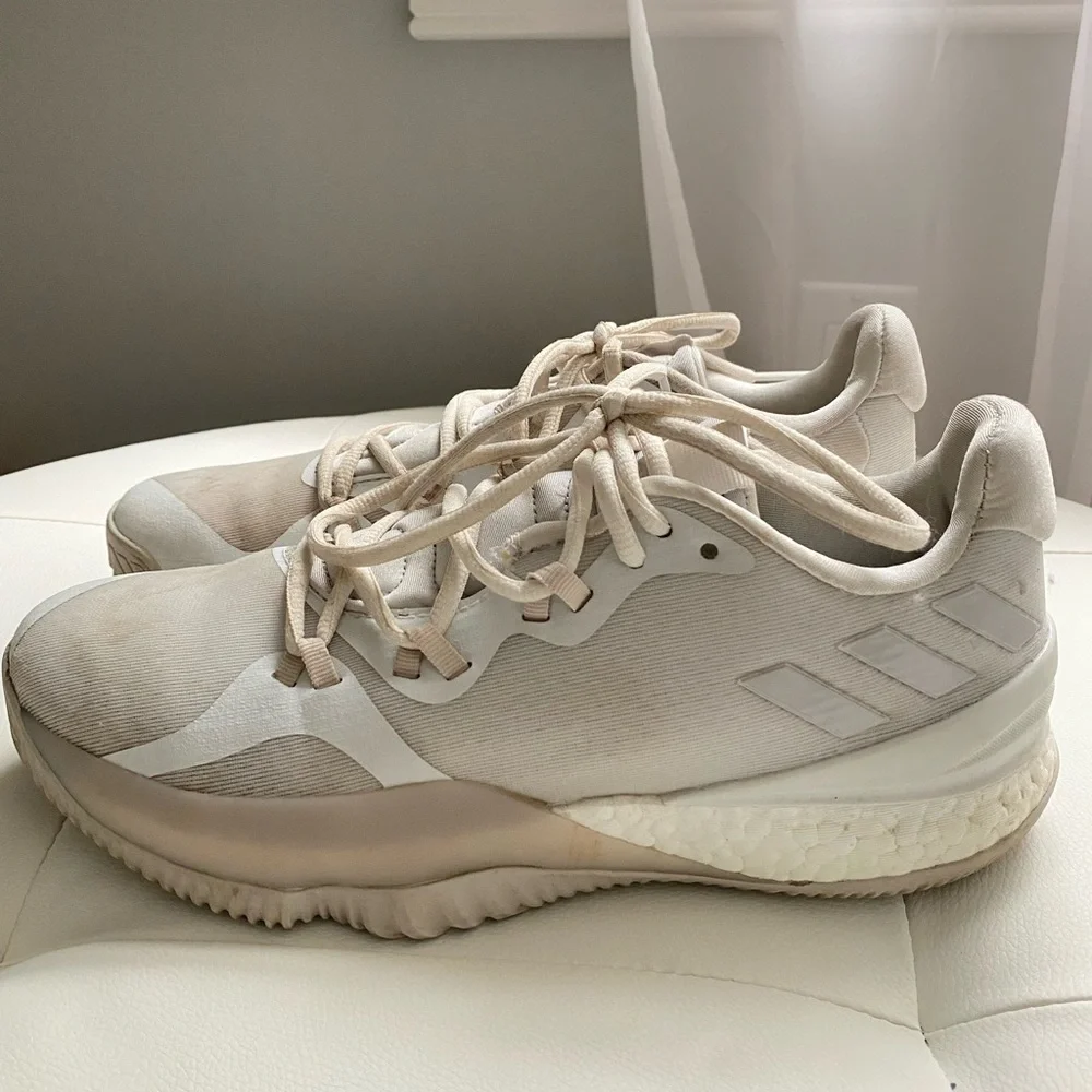 Adidas Men’s White Sneakers